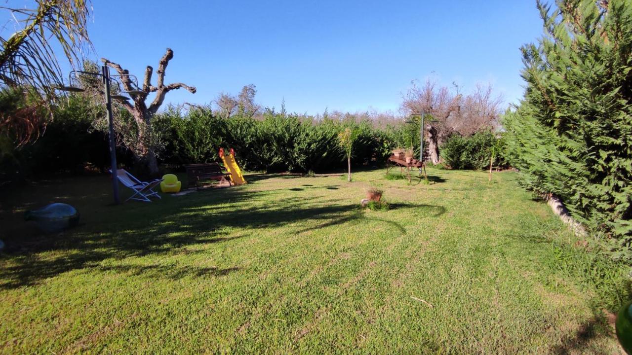 Villa Piana - Con Piscina E Giardino Privato Nel Salento Триказе Экстерьер фото